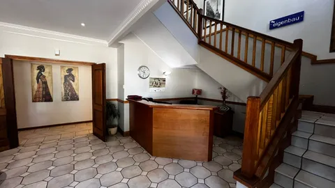 33 Georgian Cres, Bryanston